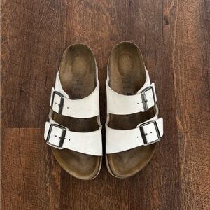 White Arizona Birkenstocks Size 38